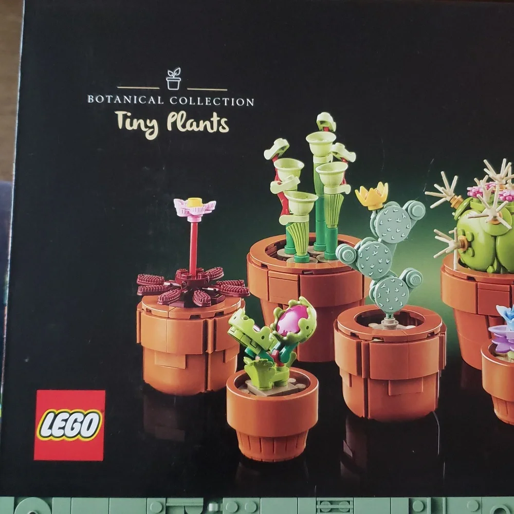 💥BUY 5 GET 3 FREE  LEGO Icons Tiny Plants Building Set for Flower-Lovers - Picture 8 of 16